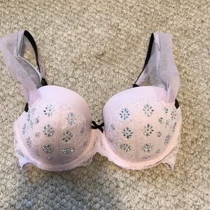 Victoria’s Secret bra